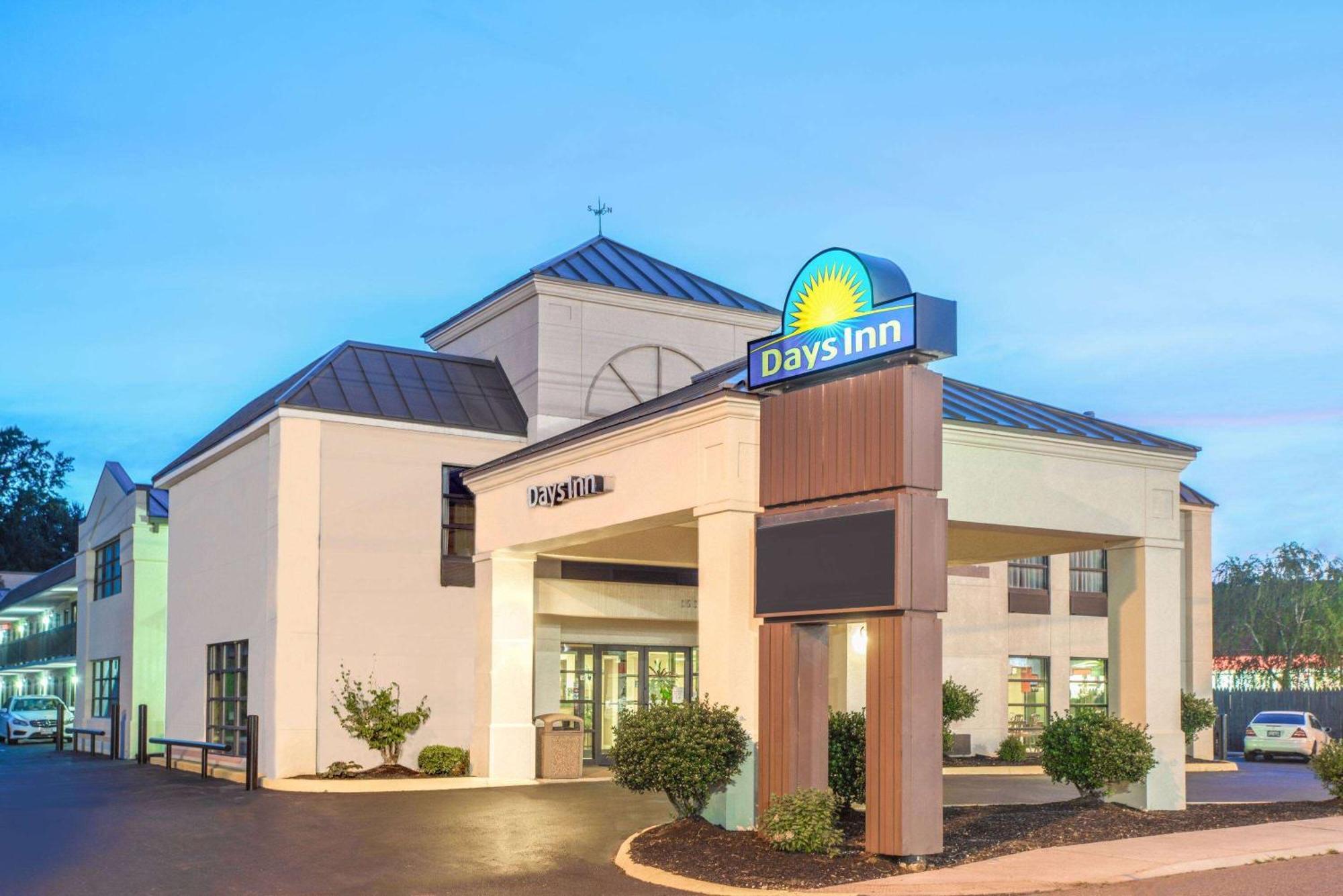 Days Inn By Wyndham Сейлем Экстерьер фото